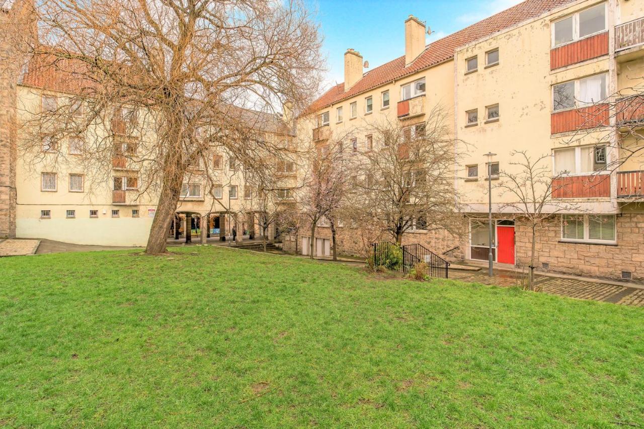 Charming Old Town 2 Bed Apt, 2Mins From Royal Mile 爱丁堡 外观 照片