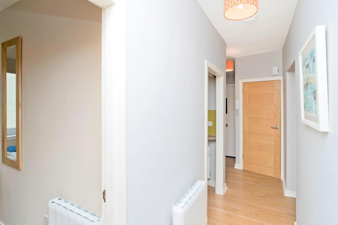 Charming Old Town 2 Bed Apt, 2Mins From Royal Mile 爱丁堡 外观 照片